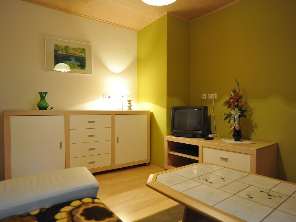 Ferienhaus Nickl Weißbriach Zimmer foto